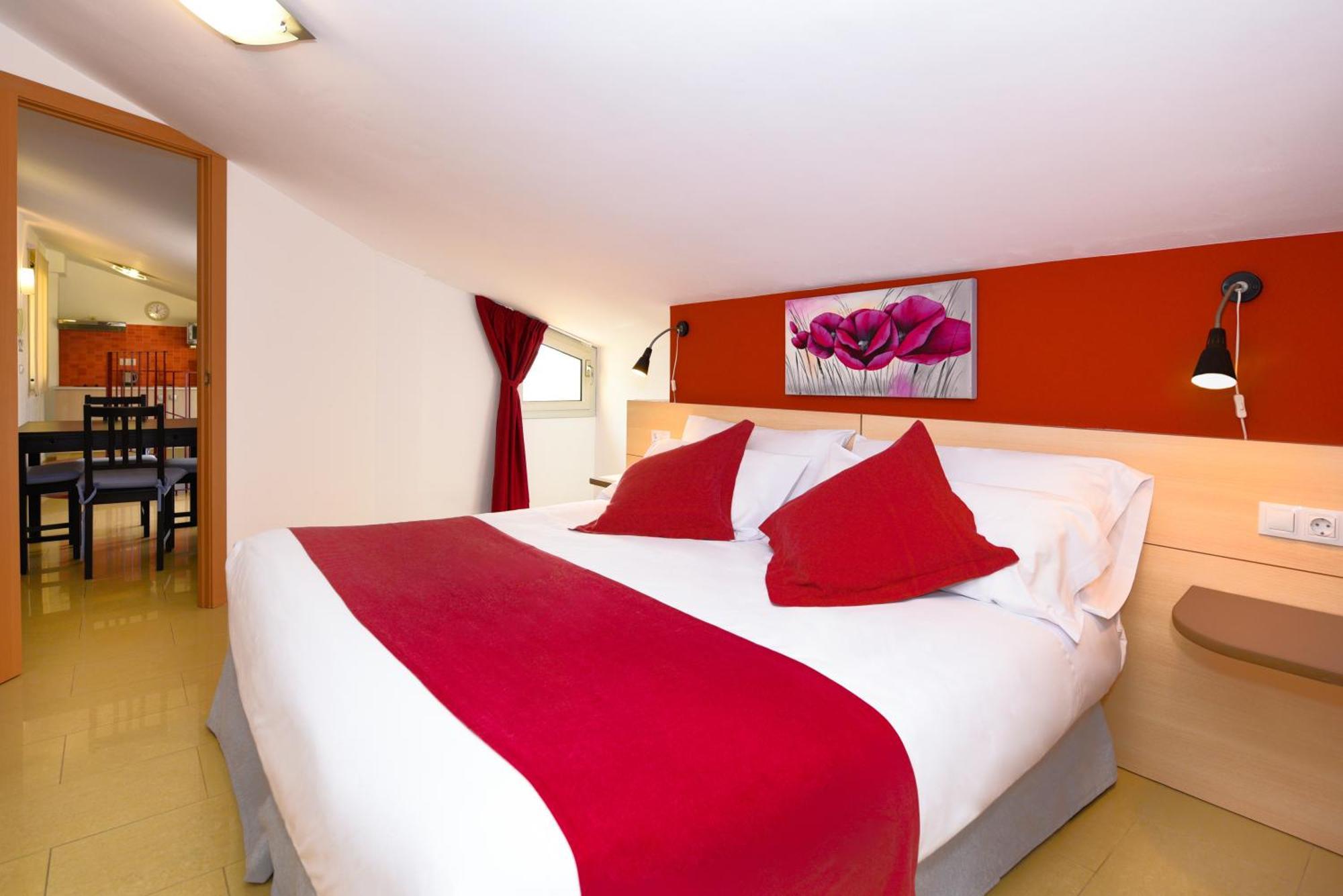 Neptuno Apartments Calella Zimmer foto