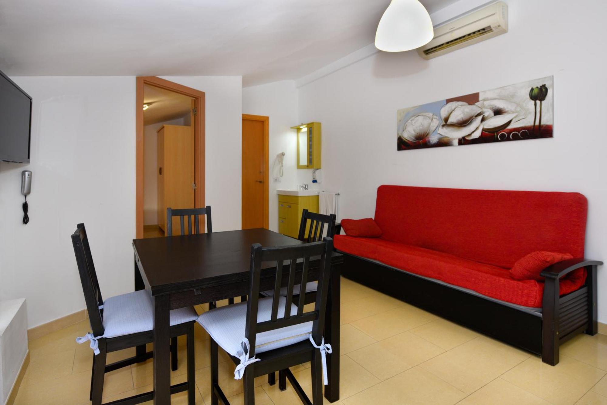 Neptuno Apartments Calella Zimmer foto